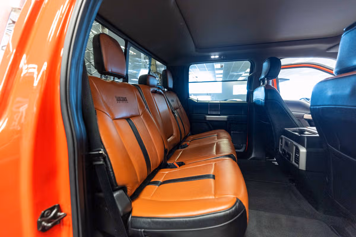 2020 Ford F-350 Super Duty Lariat Image 15