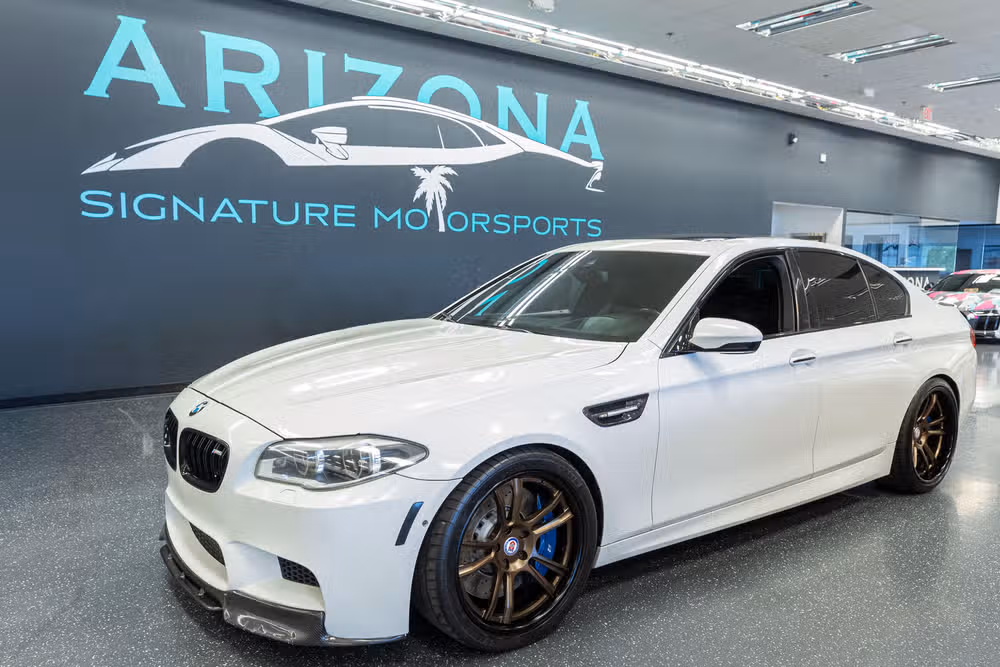 2014 BMW M5 Base Image 1