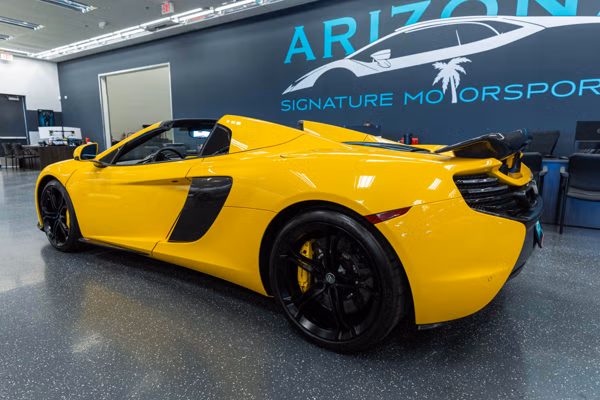2015 McLaren 650S Spider Base Image 10