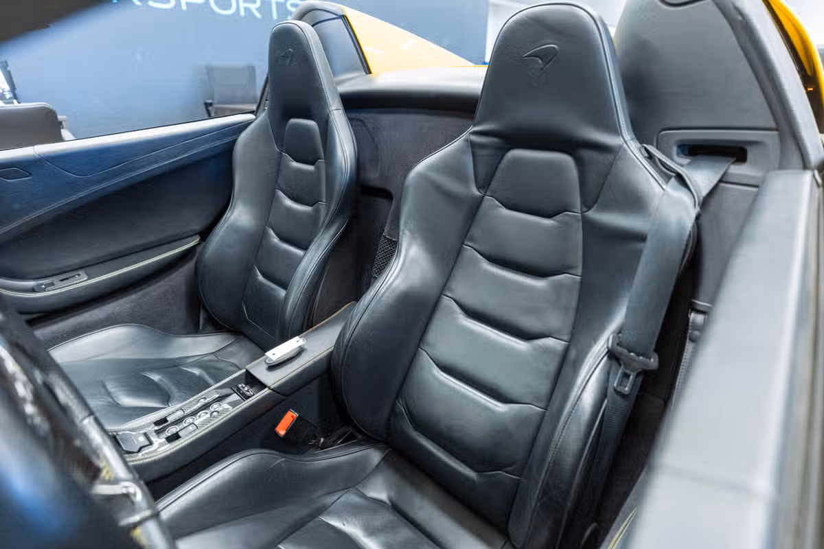 2015 McLaren 650S Spider Base Image 12