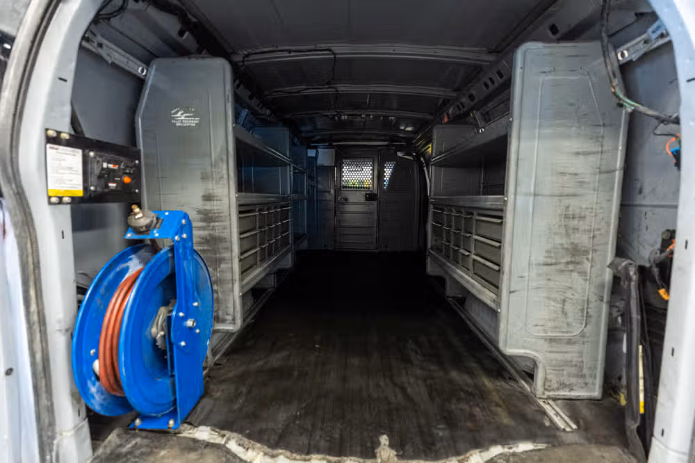 2017 Chevrolet Express 3500 Extended Length Cargo Image 12
