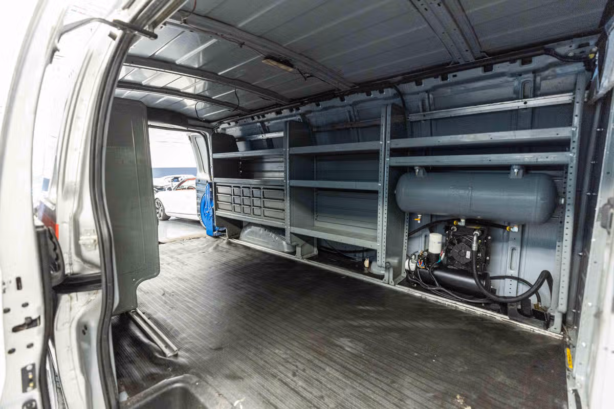 2017 Chevrolet Express 3500 Extended Length Cargo Image 13