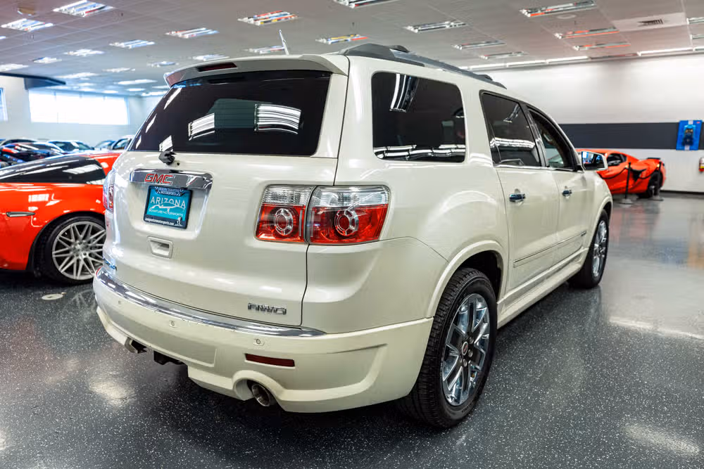 2012 GMC Acadia Denali Image 6