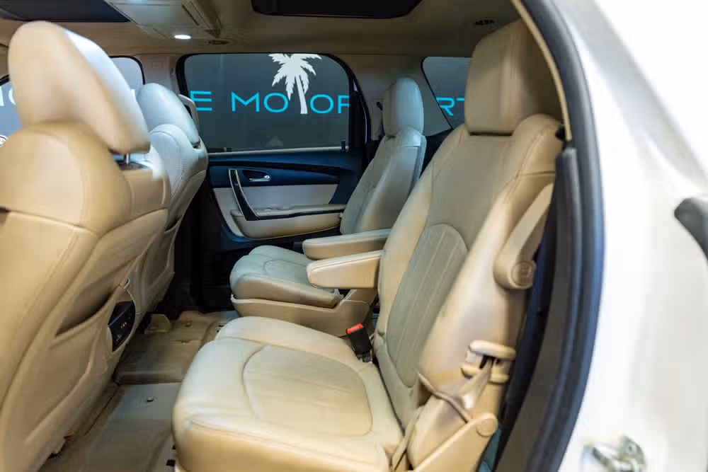 2012 GMC Acadia Denali Image 12