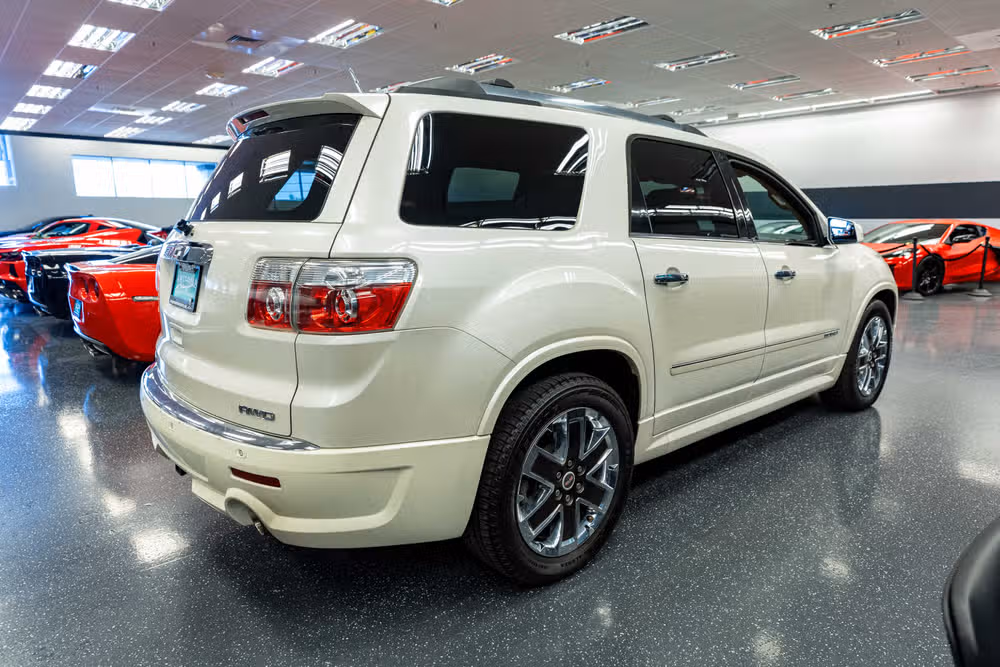 2012 GMC Acadia Denali Image 5