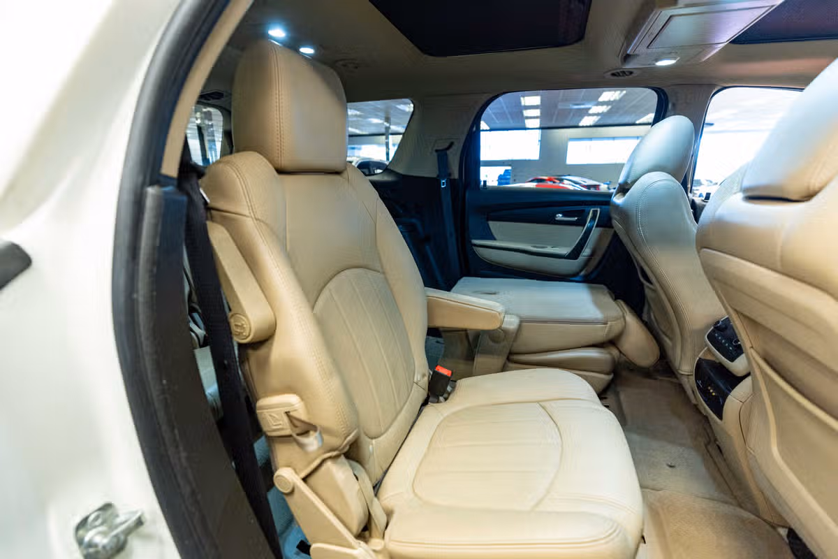 2012 GMC Acadia Denali Image 14