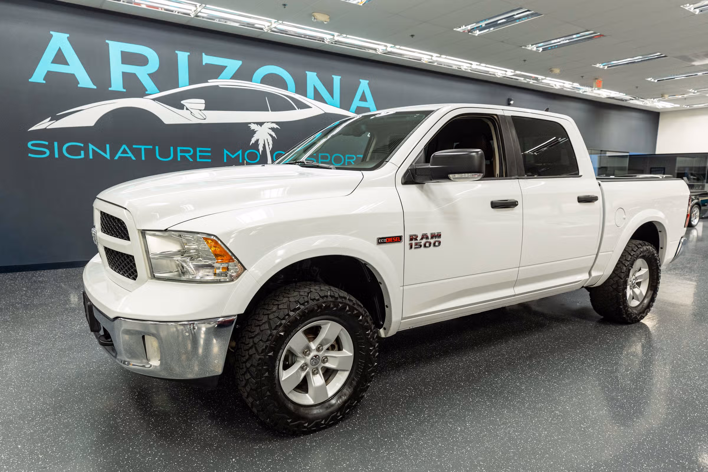 2016 Ram 1500 Outdoorsman Image 1