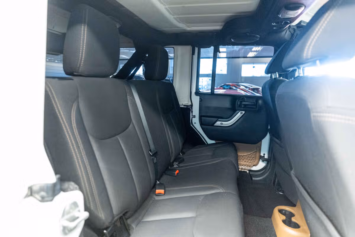 2013 Jeep Wrangler Unlimited Image 13