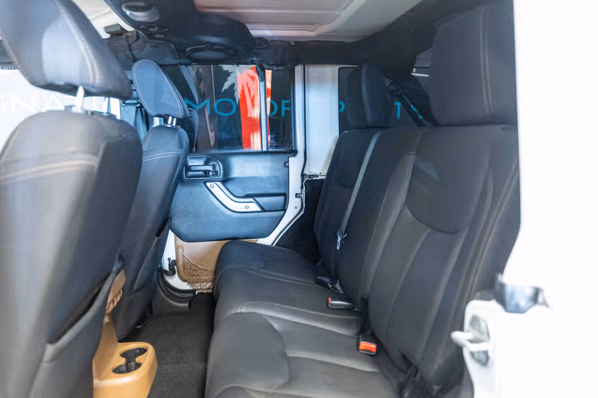 2013 Jeep Wrangler Unlimited Image 12