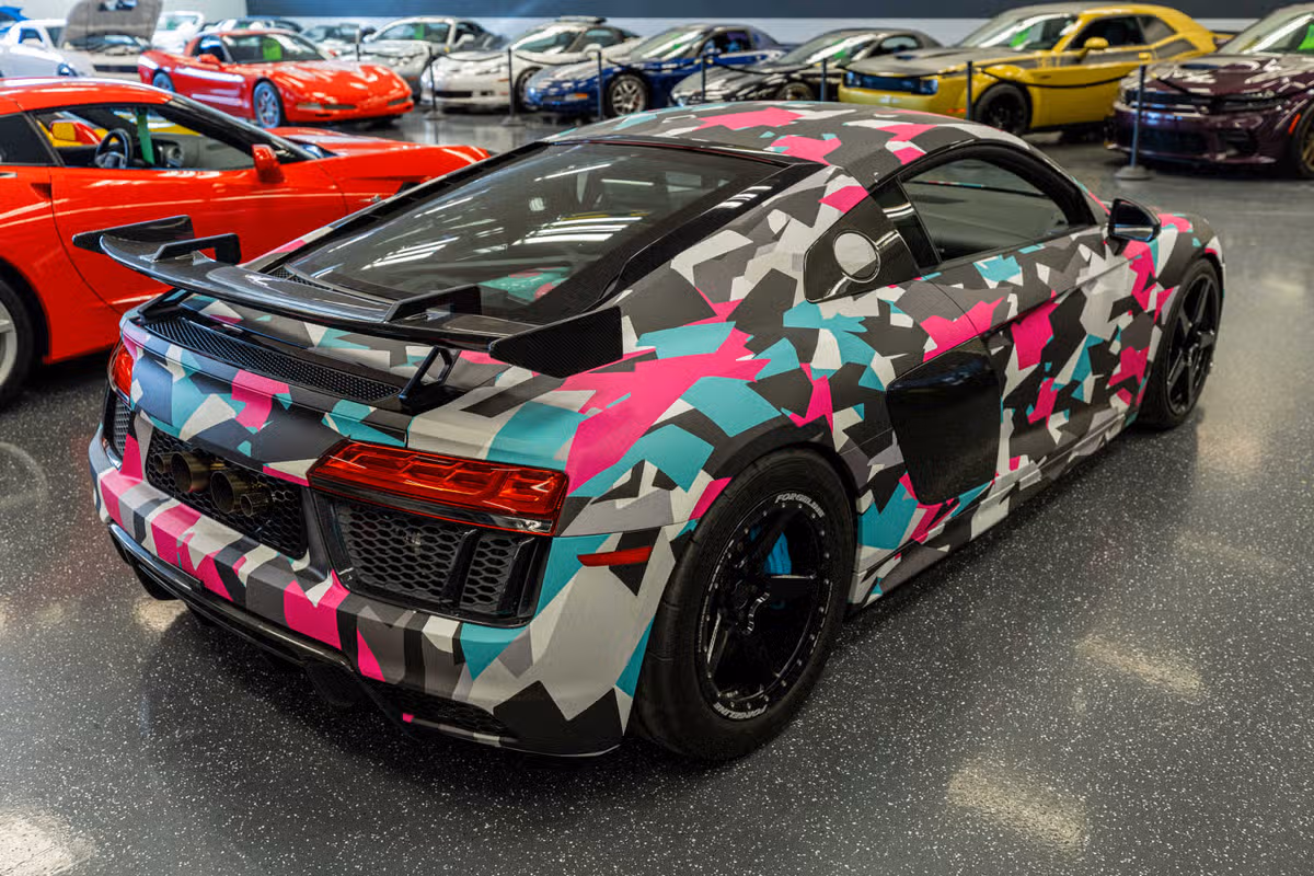 2017 Audi R8 5.2 quattro V10 Plus Image 8