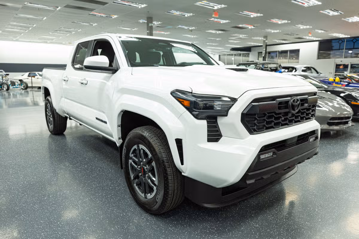 2024 Toyota Tacoma TRD Sport Image 3