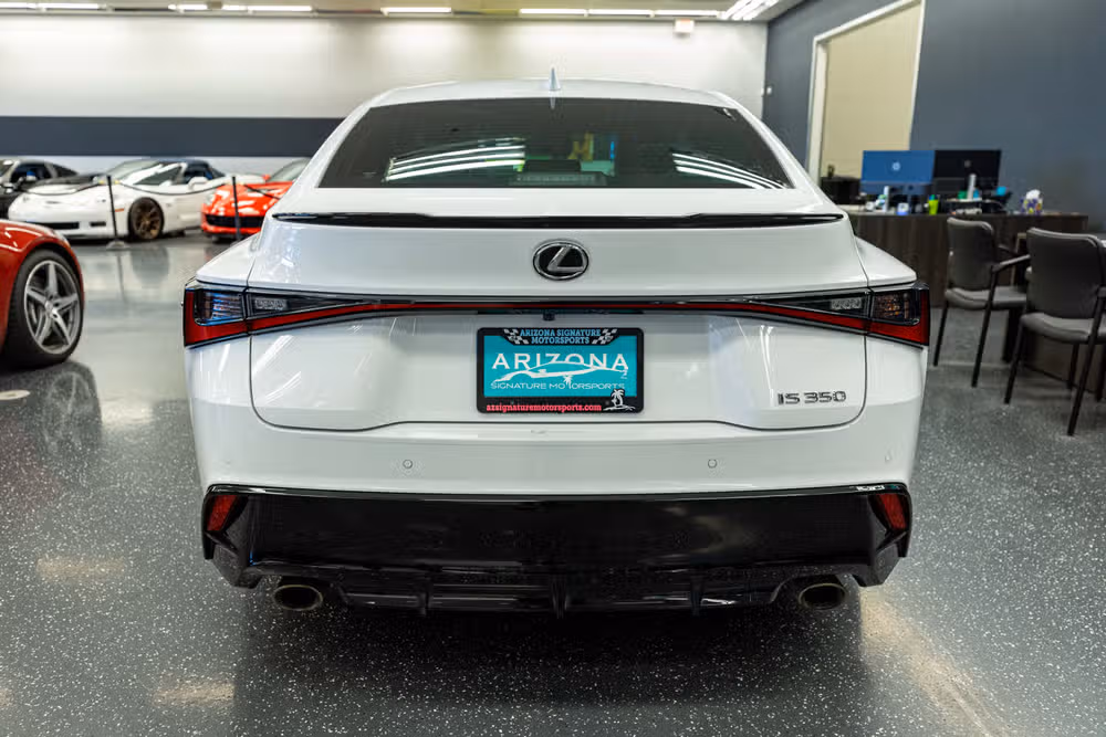 2024 Lexus IS 350 F SPORT Image 7