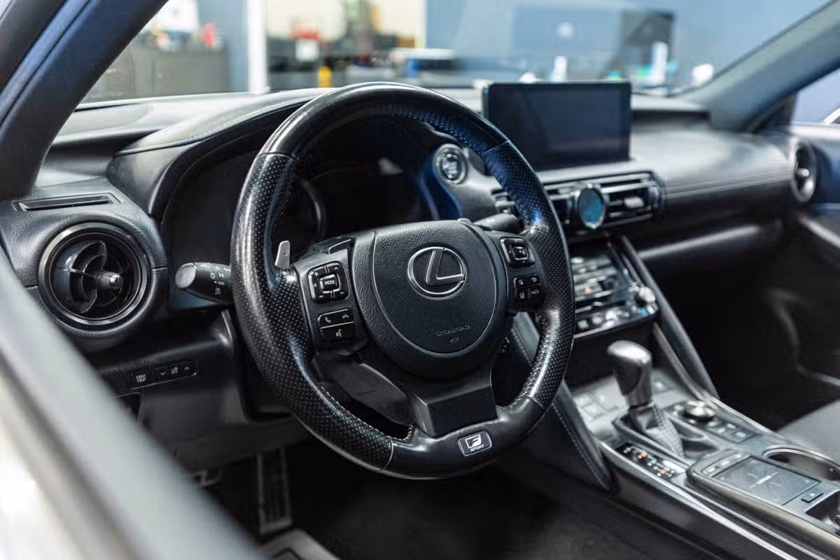2024 Lexus IS 350 F SPORT Image 10