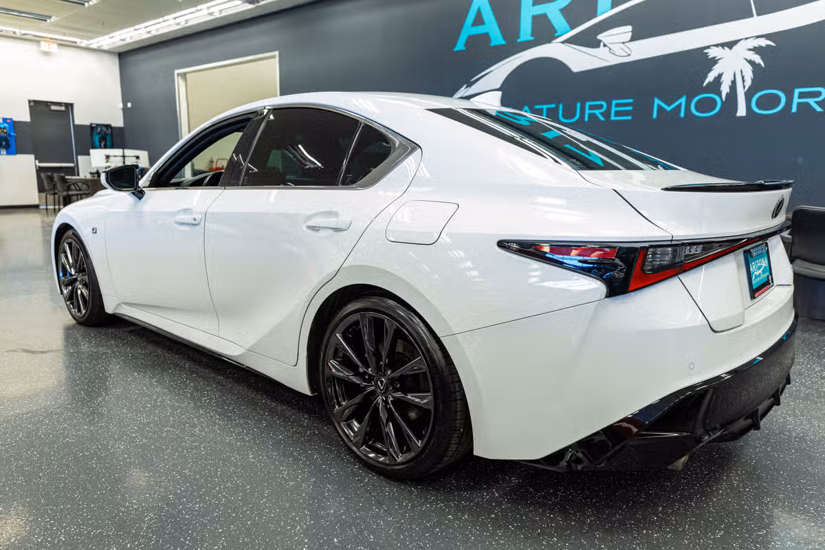 2024 Lexus IS 350 F SPORT Image 9