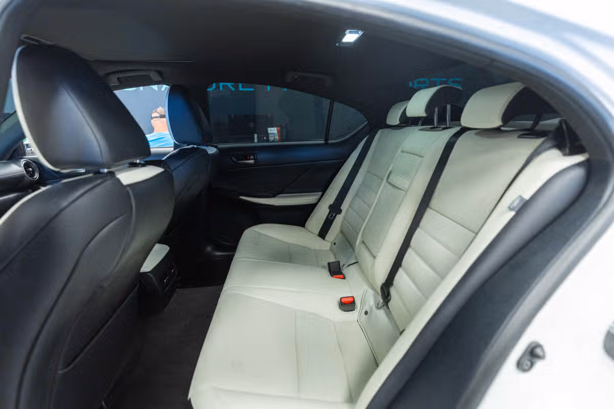 2023 Lexus IS 350 F SPORT Image 12