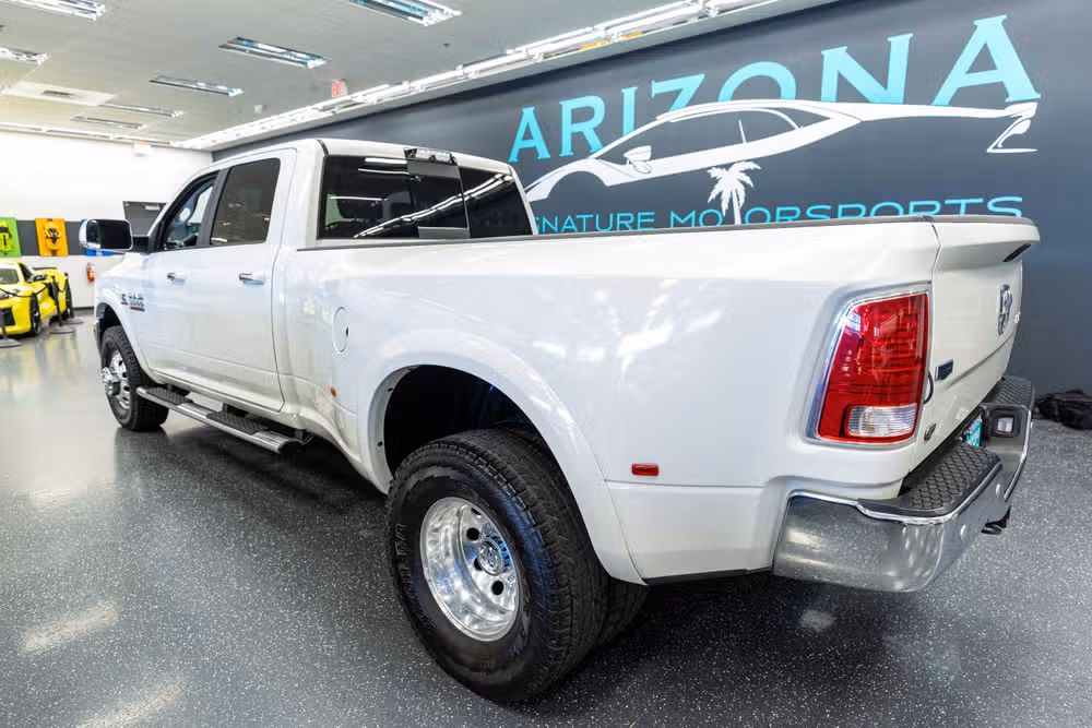 2018 Ram 3500 Laramie Crew Cab Image 9