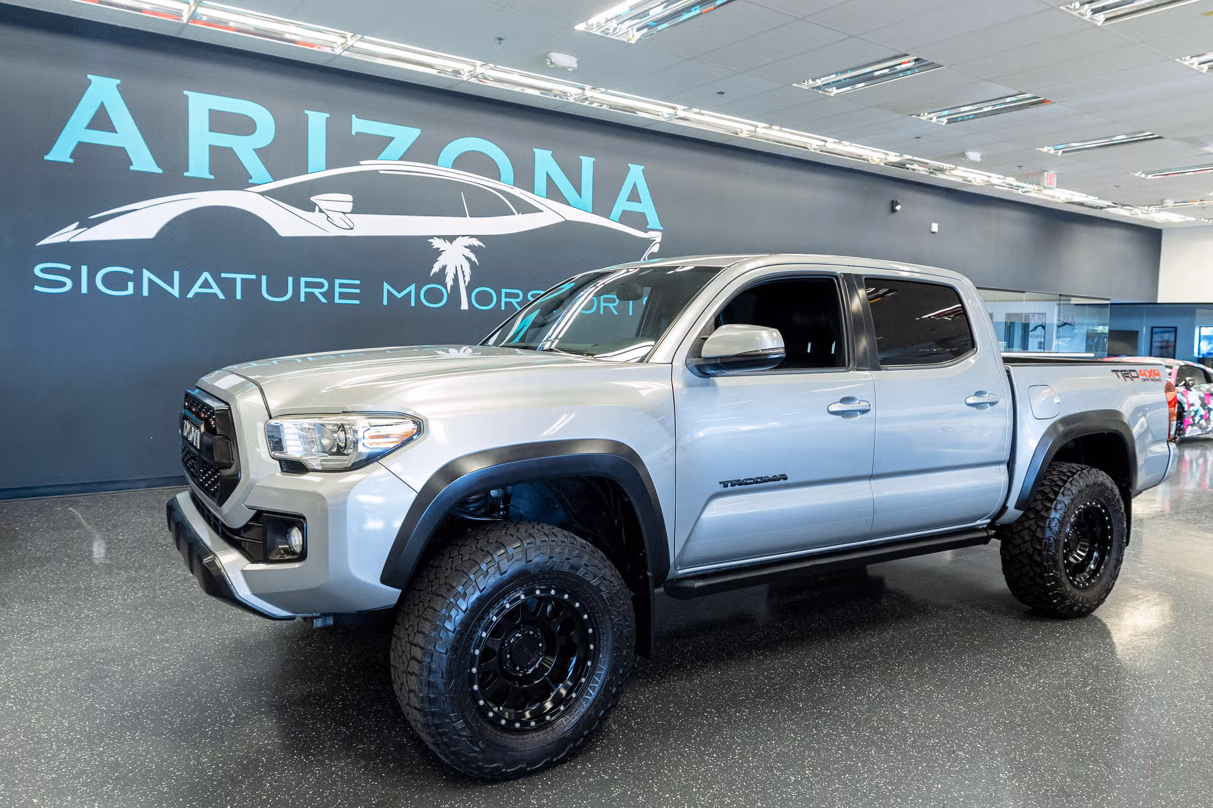 2019 Toyota Tacoma TRD Off-Road Double Cab Image 1