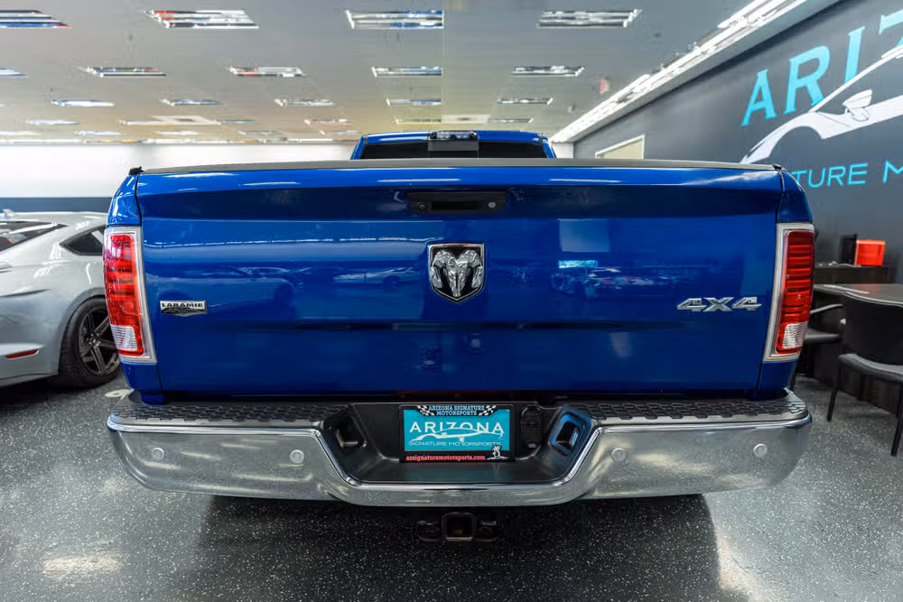 2018 Ram 3500 Laramie Crew Cab Image 7