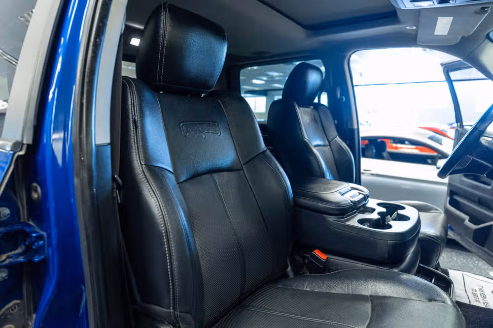 2018 Ram 3500 Laramie Crew Cab Image 16
