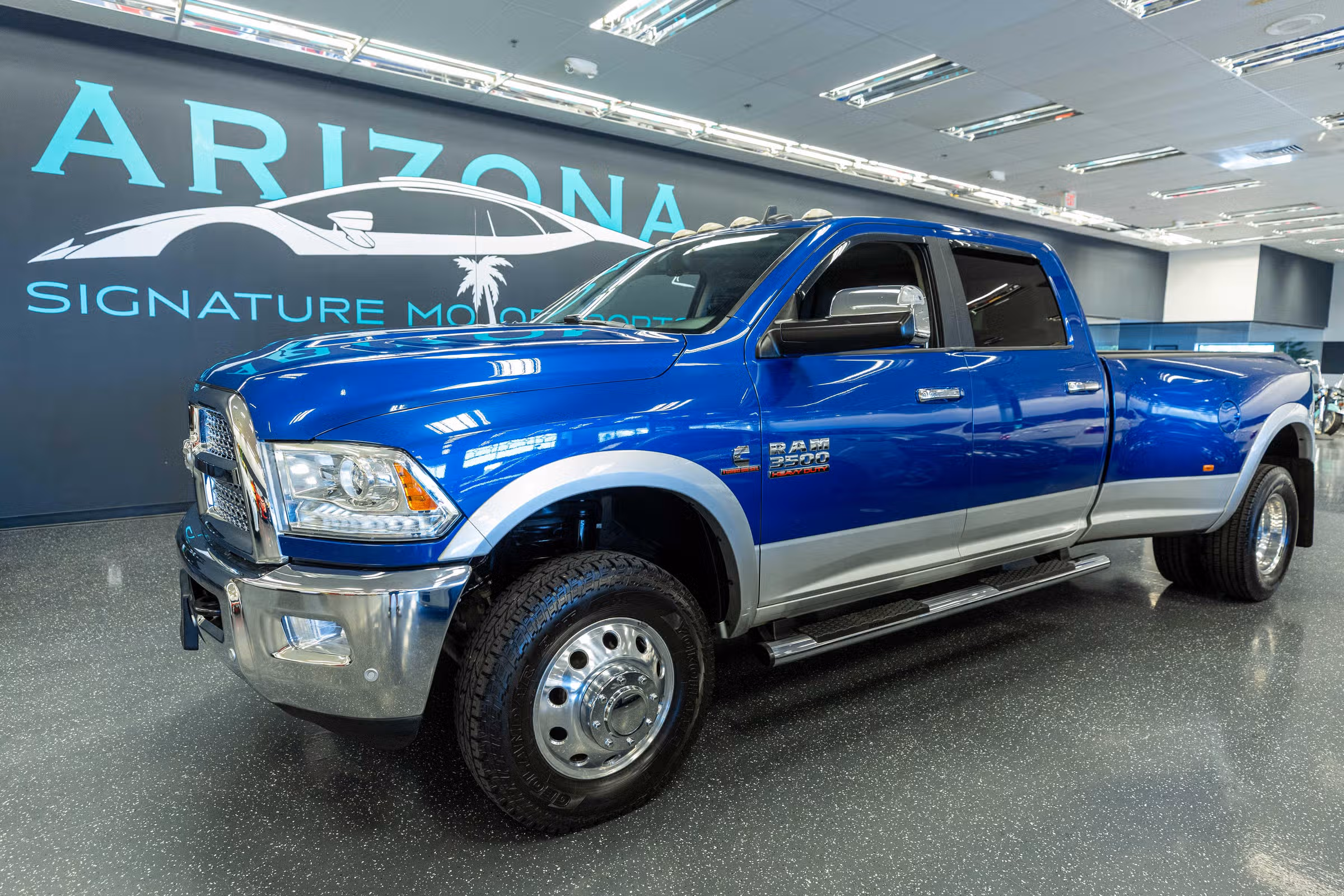 2018 Ram 3500 Laramie Crew Cab Image 1