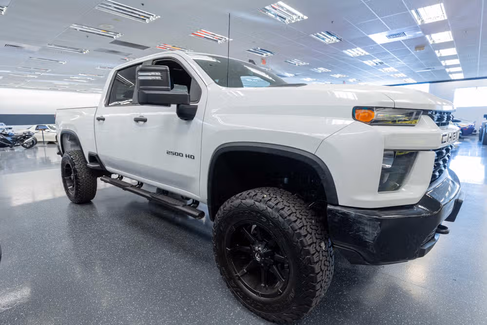 2021 Chevrolet Silverado 2500HD Custom Crew Cab Image 4