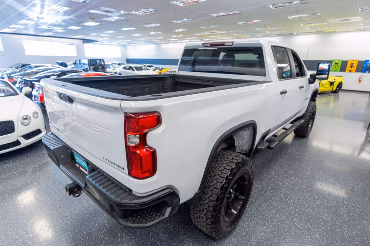 2021 Chevrolet Silverado 2500HD Custom Crew Cab Image 6