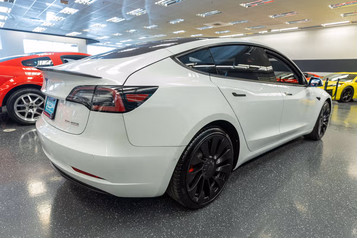 2022 Tesla Model 3 Performance Image 4