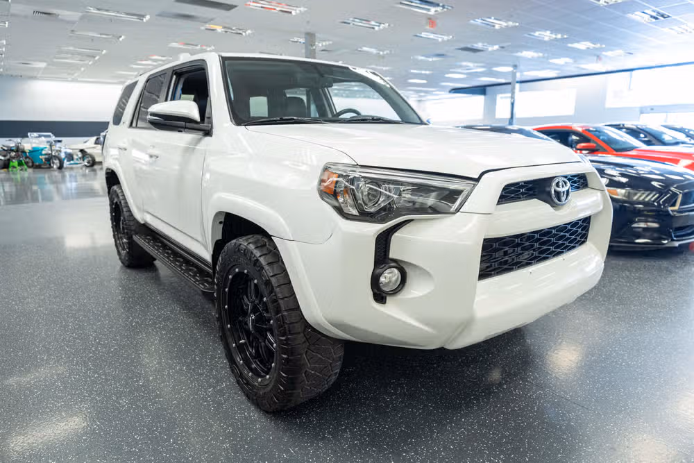 2018 Toyota 4Runner SR5 Premium Image 3
