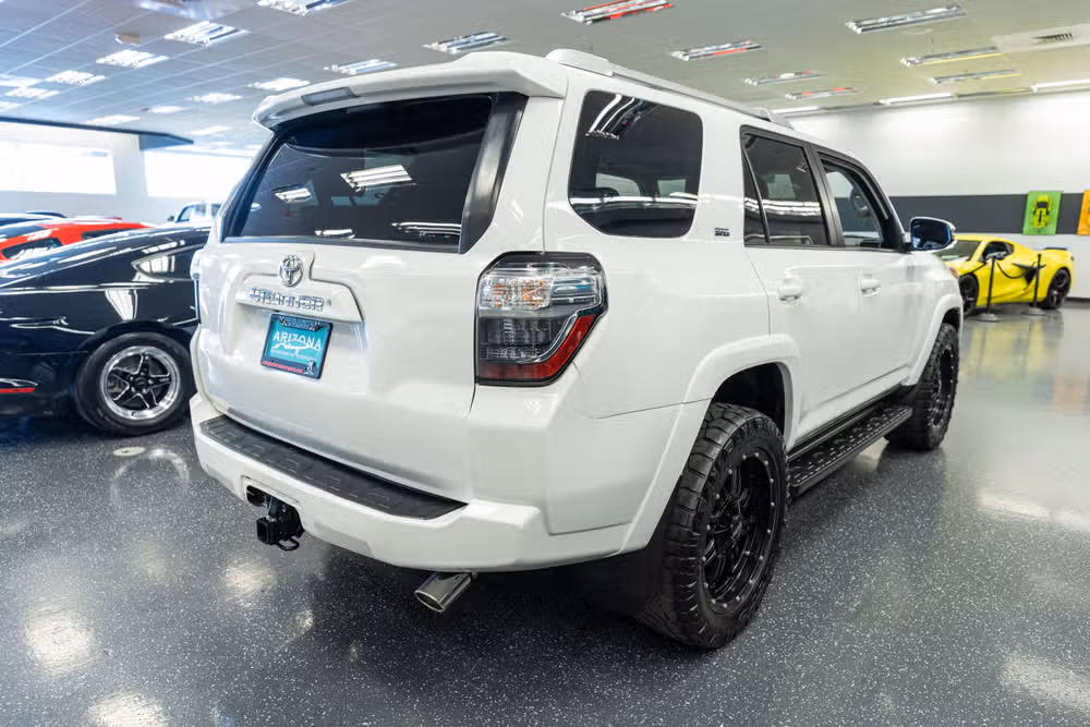 2018 Toyota 4Runner SR5 Premium Image 6