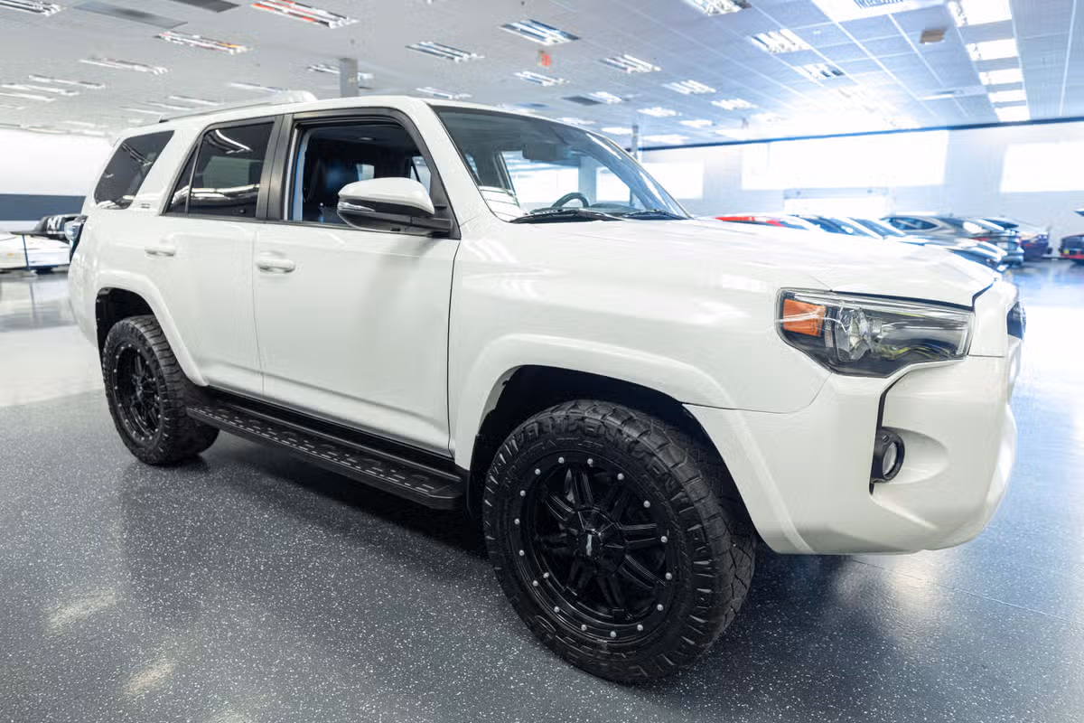 2018 Toyota 4Runner SR5 Premium Image 4