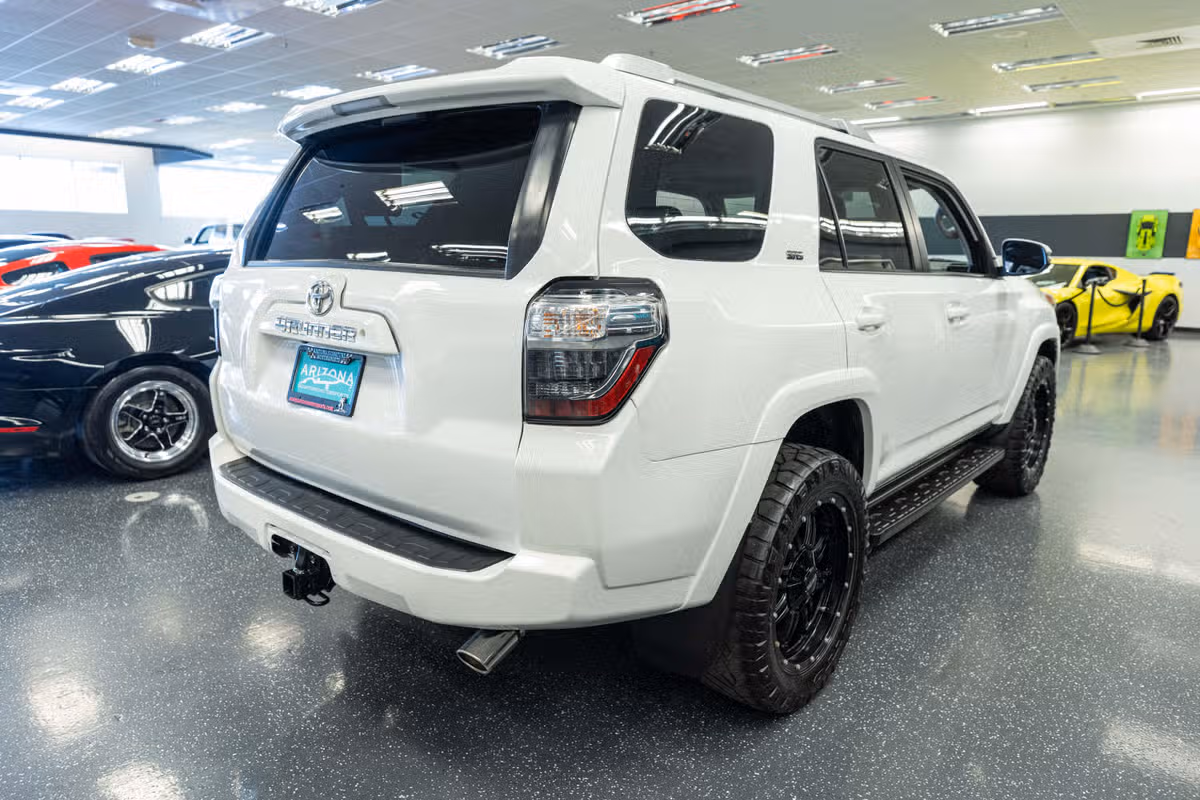 2018 Toyota 4Runner SR5 Premium Image 6