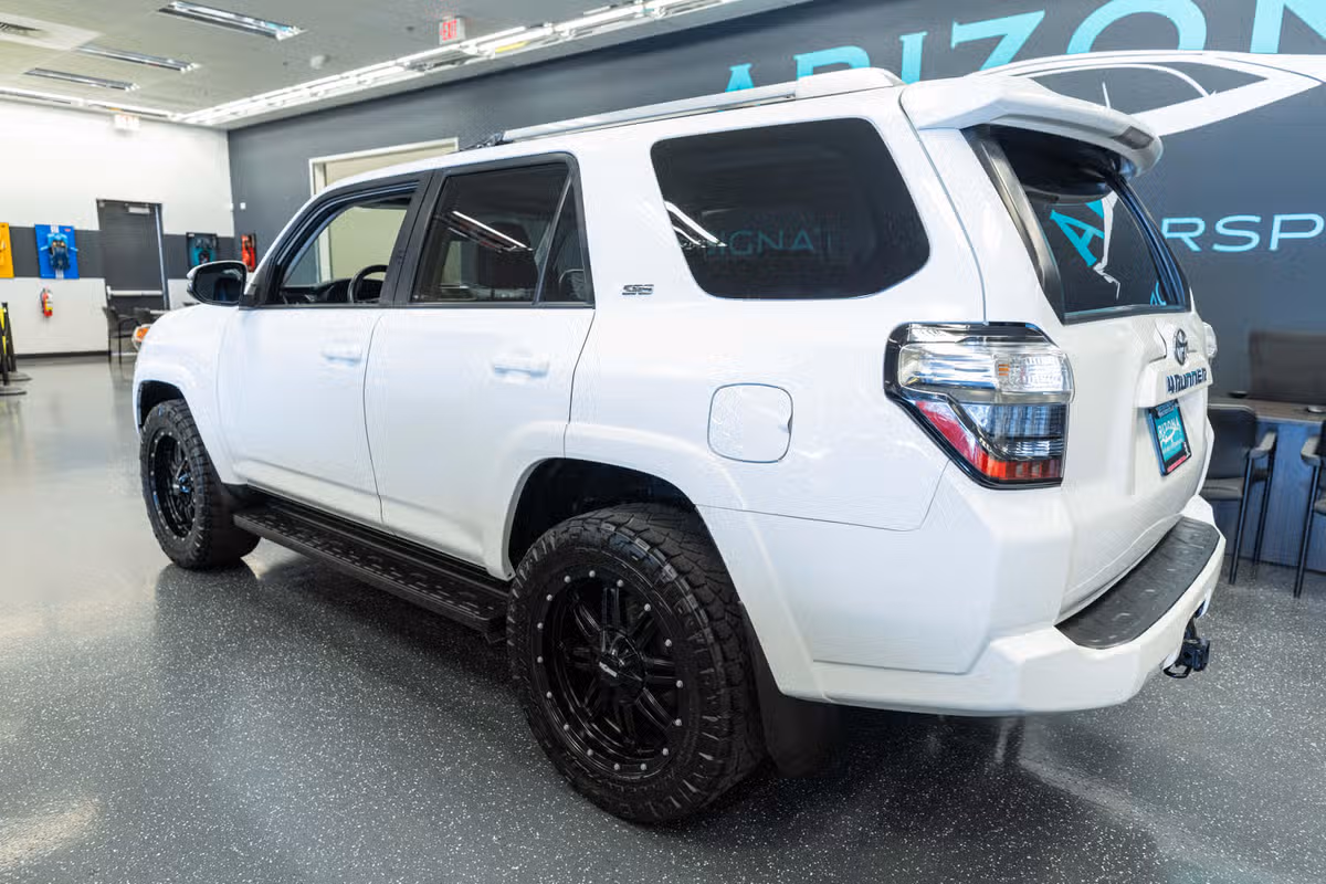 2018 Toyota 4Runner SR5 Premium Image 9