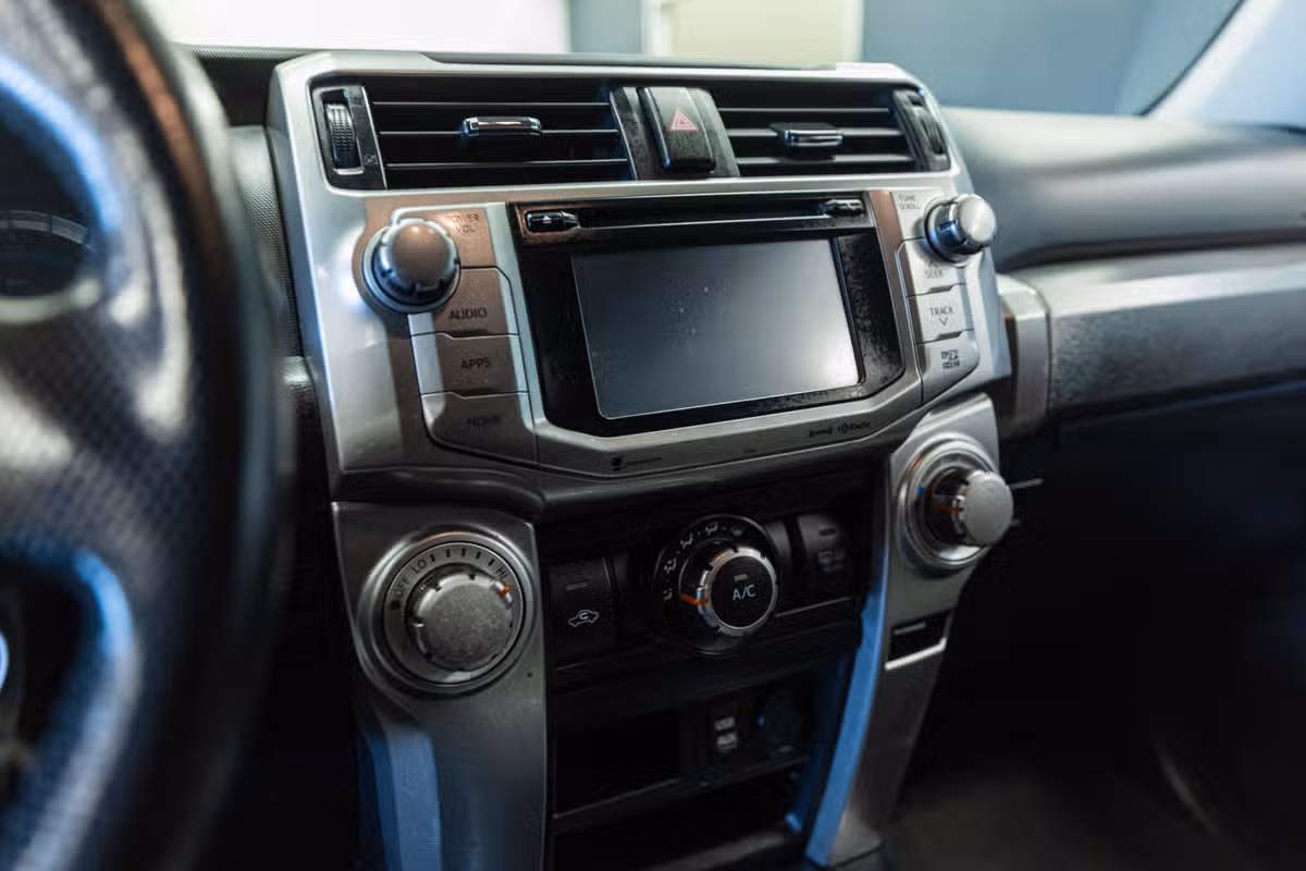 2018 Toyota 4Runner SR5 Premium Image 11