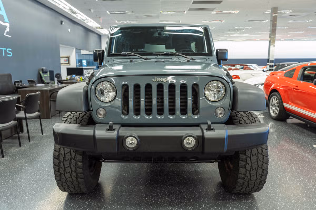 2015 Jeep Wrangler Unlimited Sport Image 2