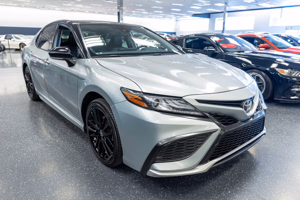 2021 Toyota Camry XSE Image 3