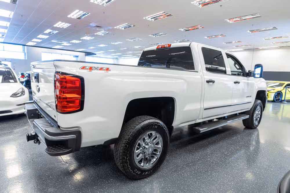 2015 Chevrolet Silverado 2500HD LT Crew Cab Image 5