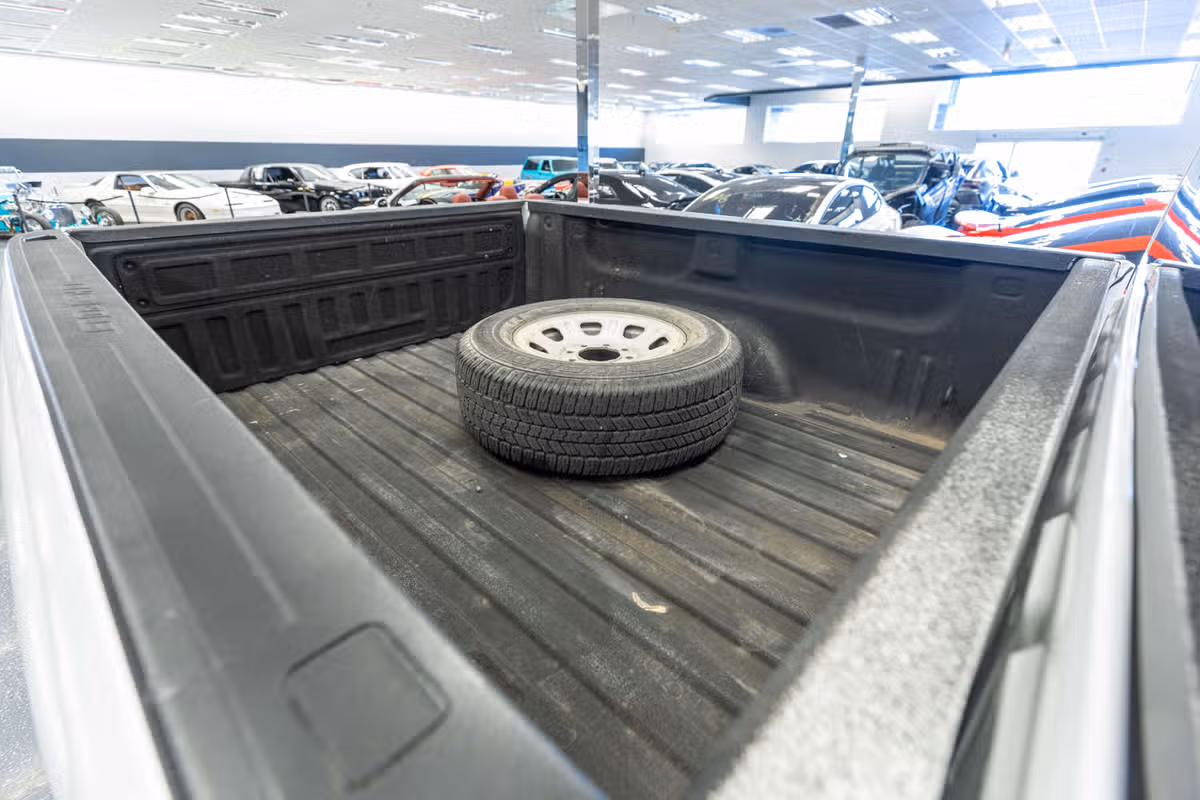 2015 Chevrolet Silverado 2500HD LT Crew Cab Image 16