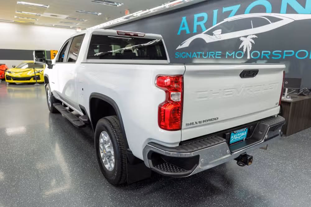 2024 Chevrolet Silverado 3500HD LT Crew Cab Image 8