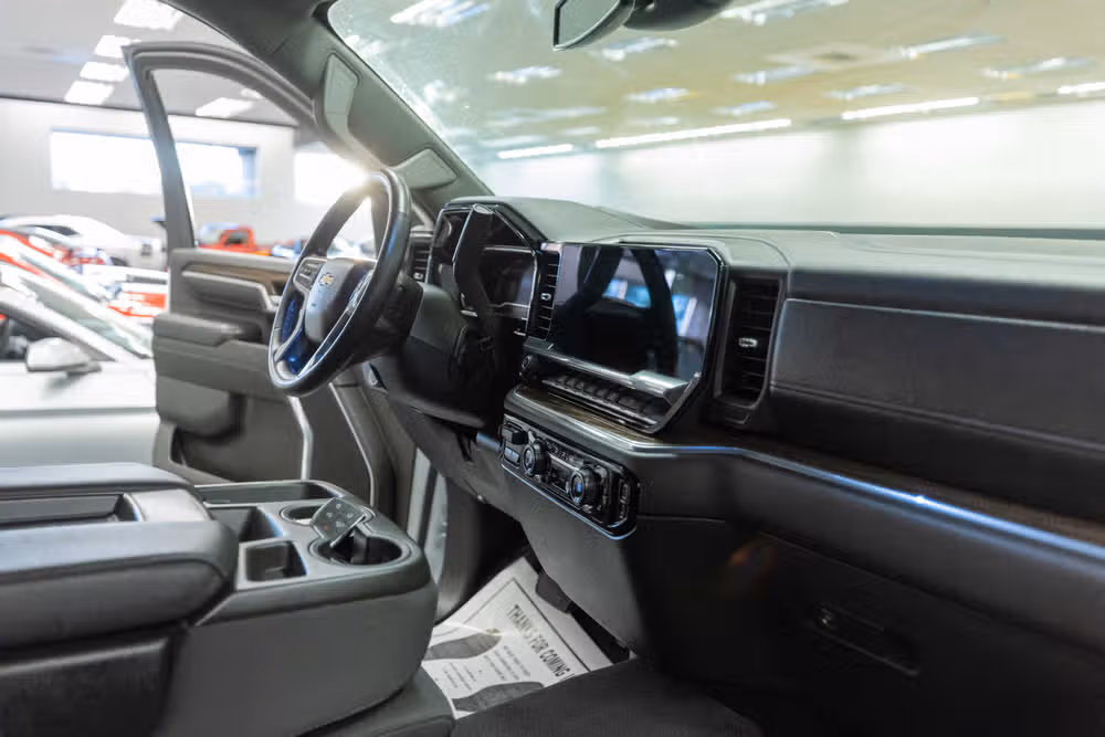 2024 Chevrolet Silverado 3500HD LT Crew Cab Image 15