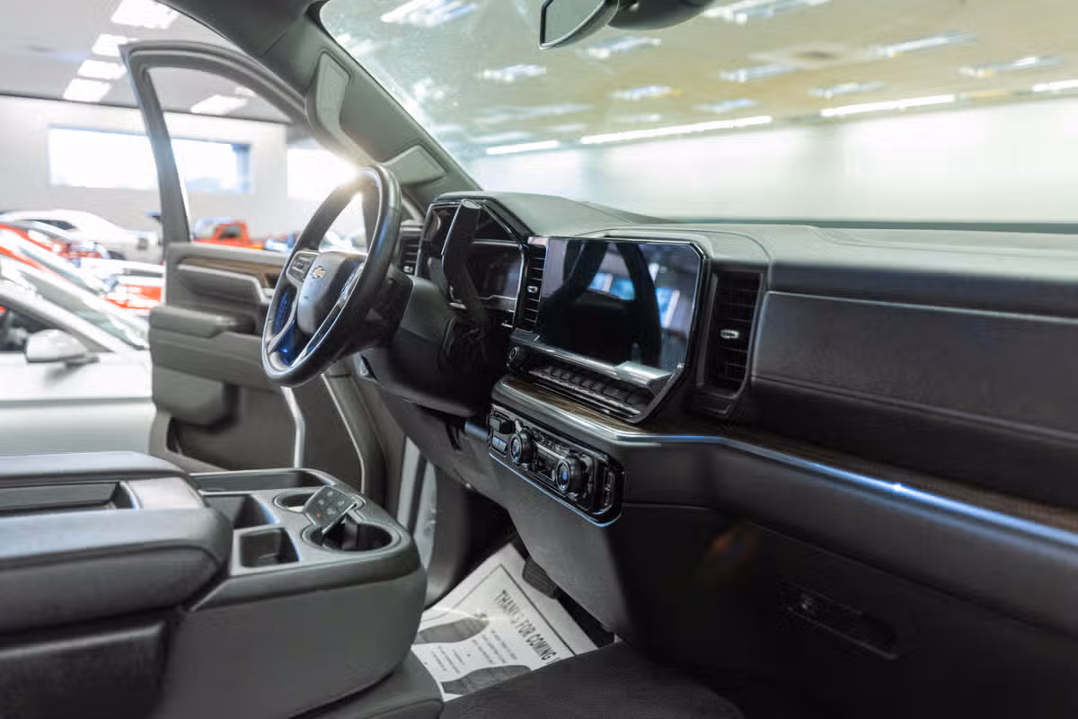 2024 Chevrolet Silverado 3500HD LT Crew Cab Image 15