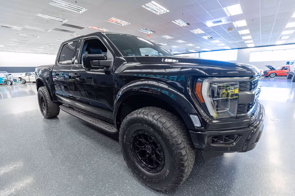 2021 Ford F-150 Raptor SuperCrew Image 3