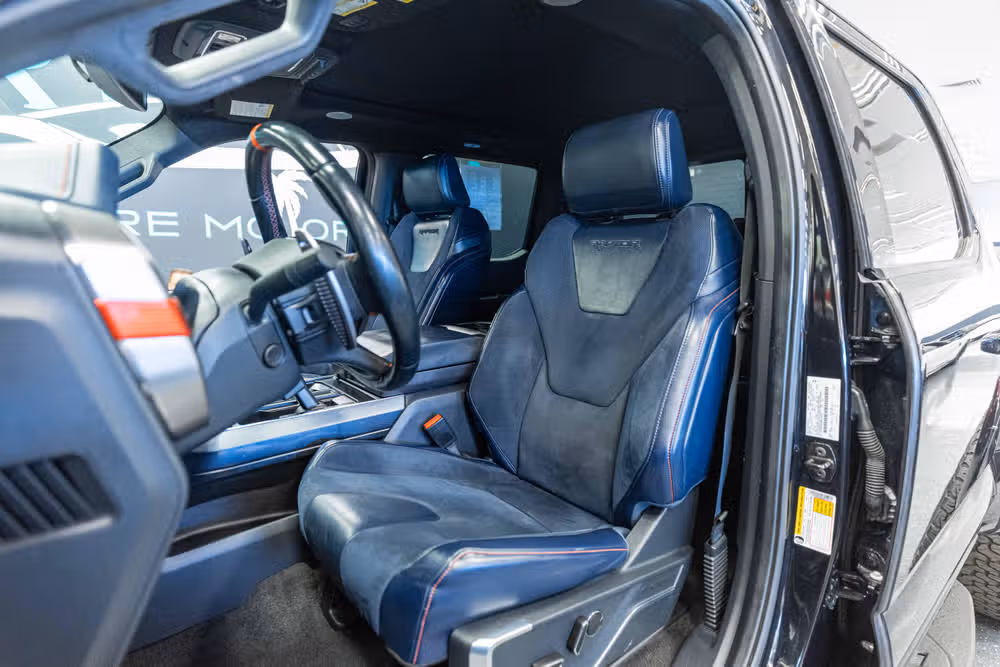 2021 Ford F-150 Raptor SuperCrew Image 9