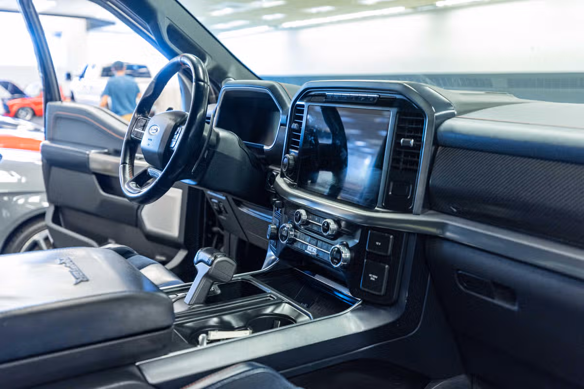 2021 Ford F-150 Raptor SuperCrew Image 15
