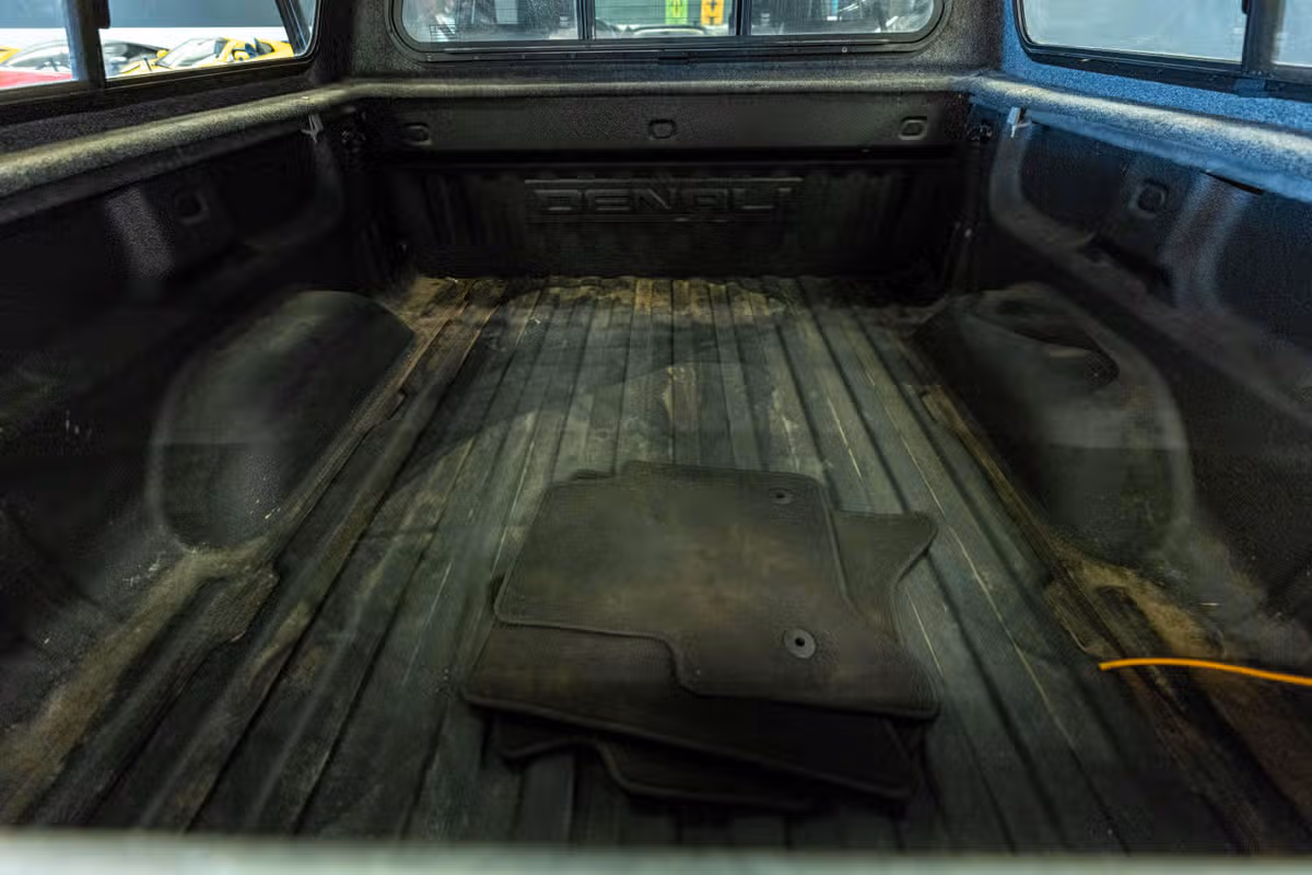2018 GMC Sierra 1500 Denali Crew Cab Image 15