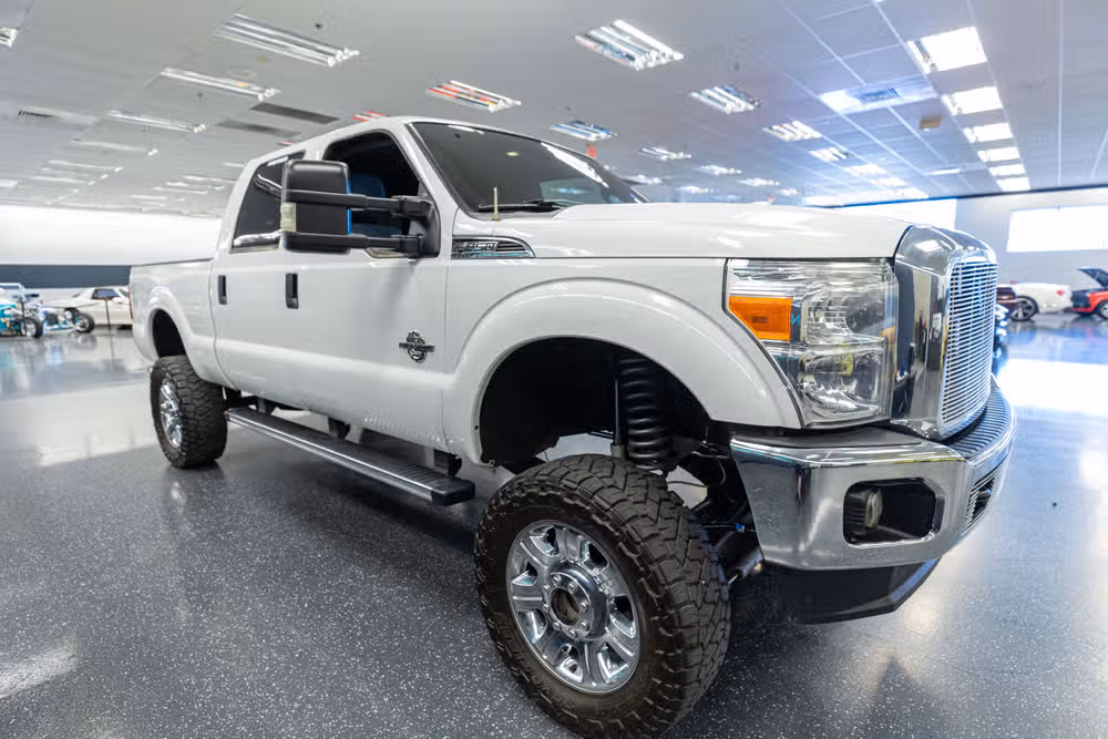 2011 Ford F-250 Super Duty XLT Crew Cab Image 4