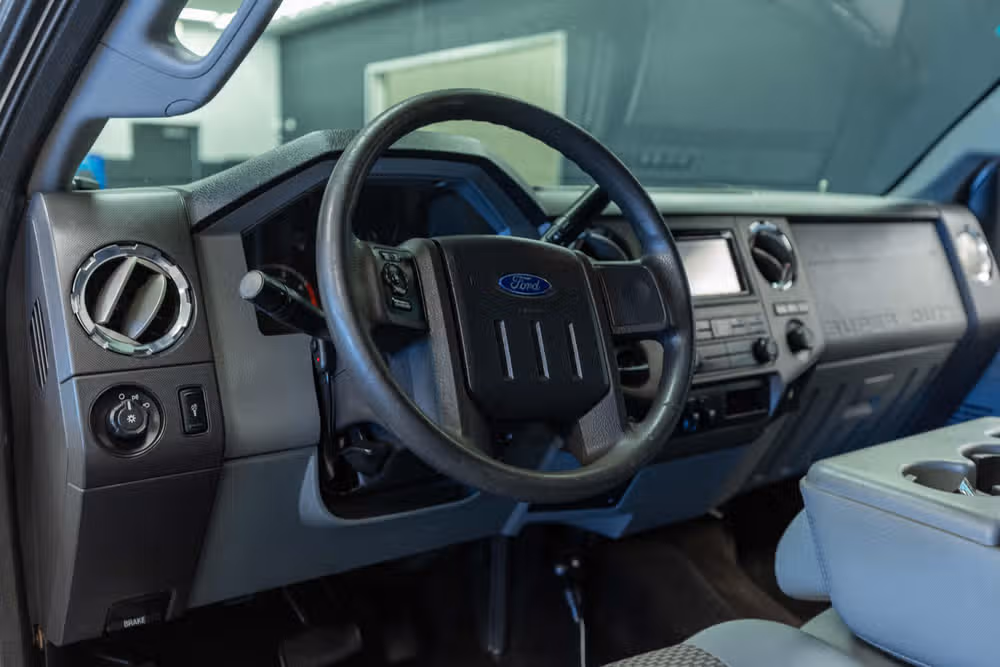 2011 Ford F-250 Super Duty XLT Crew Cab Image 11