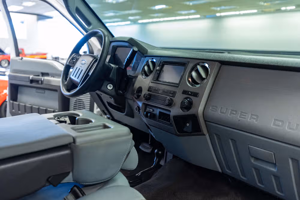 2011 Ford F-250 Super Duty XLT Crew Cab Image 14