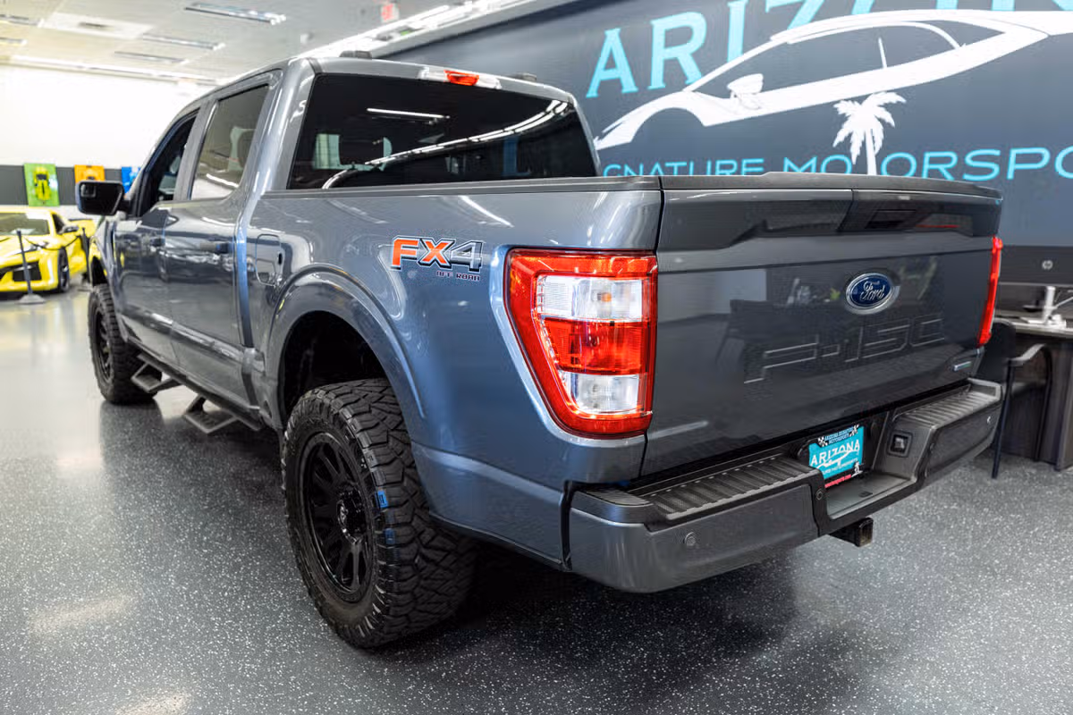2021 Ford F-150 XL SuperCrew Image 9