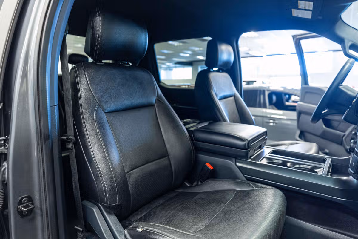 2021 Ford F-150 XL SuperCrew Image 17