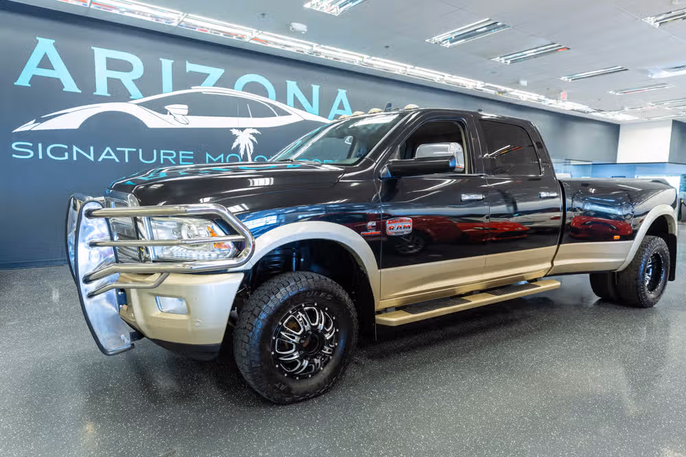 2016 Ram 3500 Laramie Longhorn Crew Cab Image 1